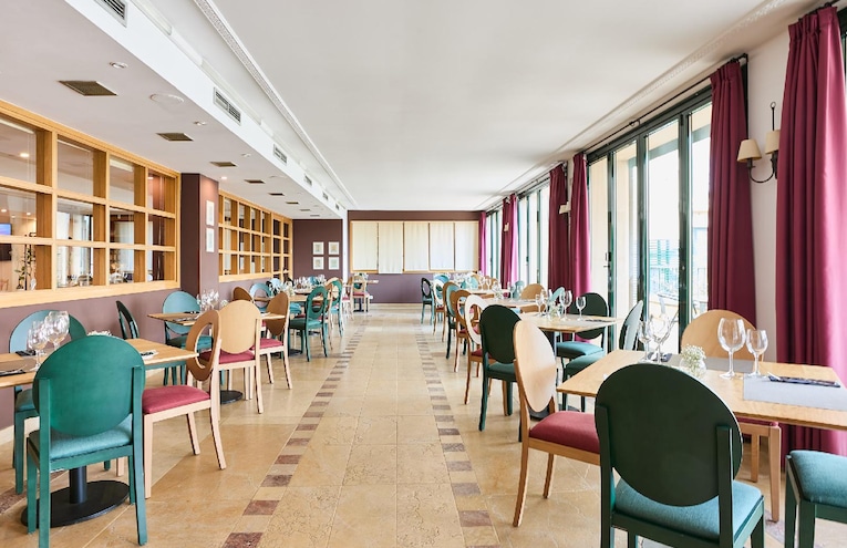 Restaurants - 3