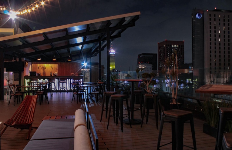 Restaurants - 4