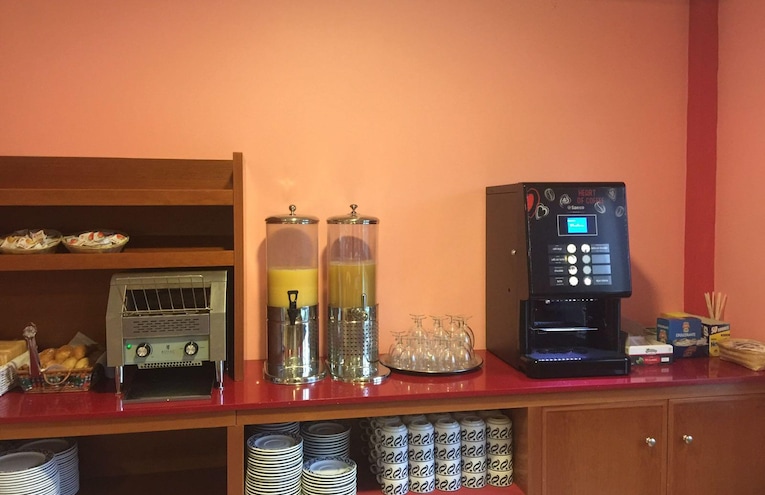Restaurants - 7