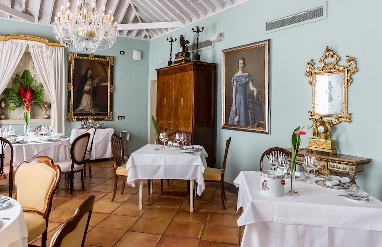 Restaurants - 4