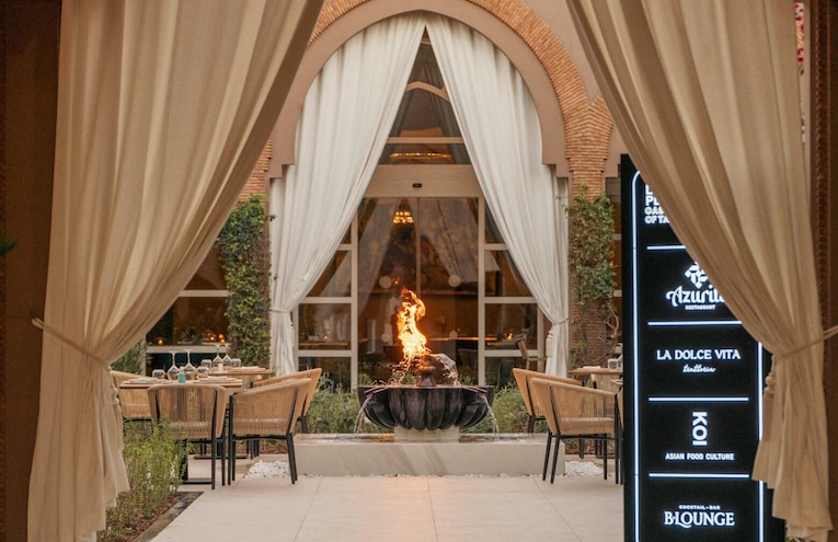 Restaurants - 8