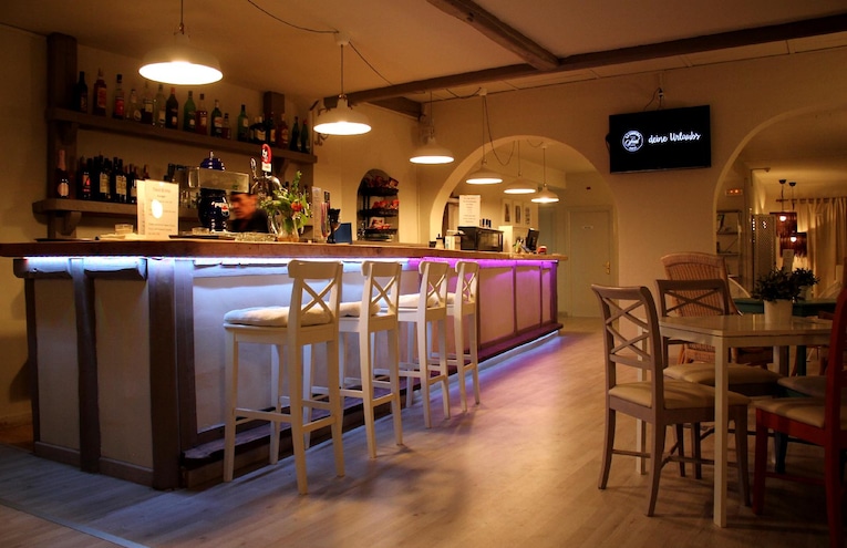 Restaurants - 5