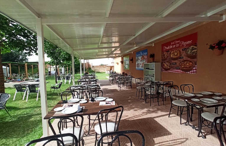 Restaurants - 7
