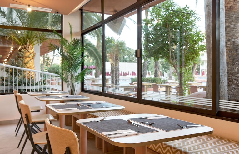 Restaurants - 3