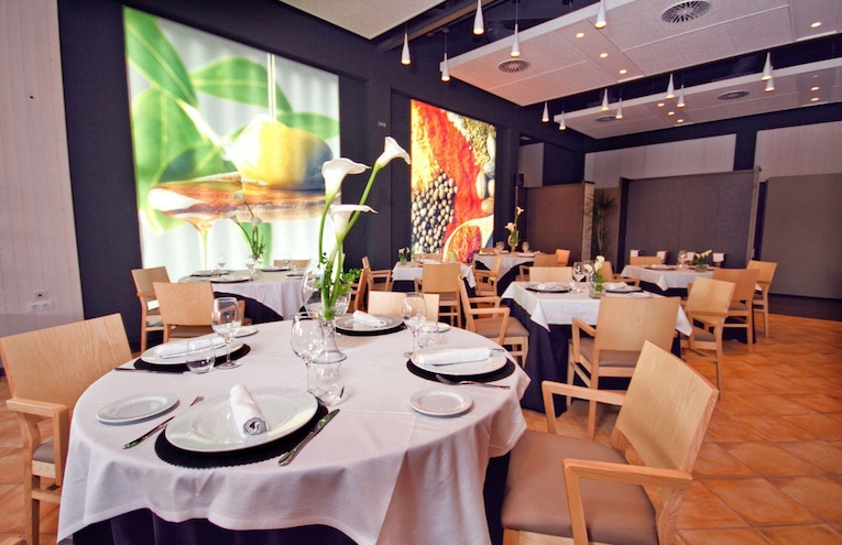 Restaurants - 1