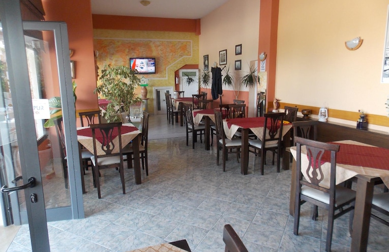 Restaurants - 3
