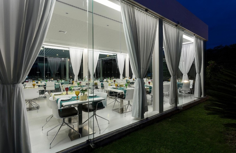 Restaurants - 4