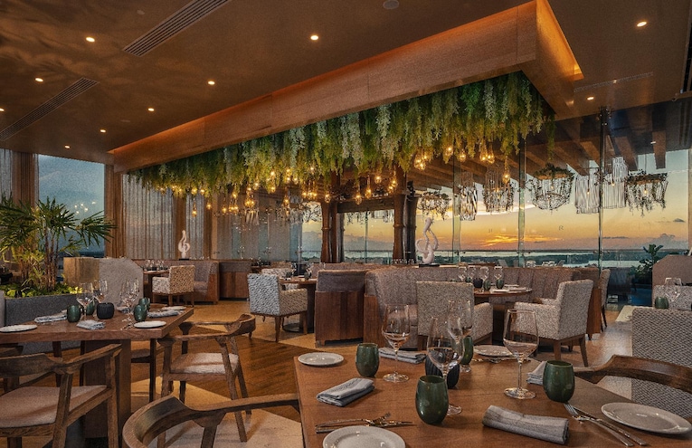 Restaurants - 7