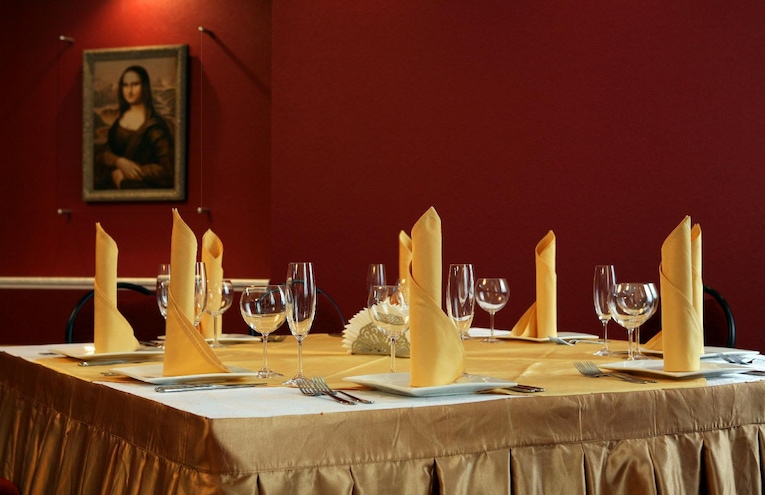 Restaurants - 1