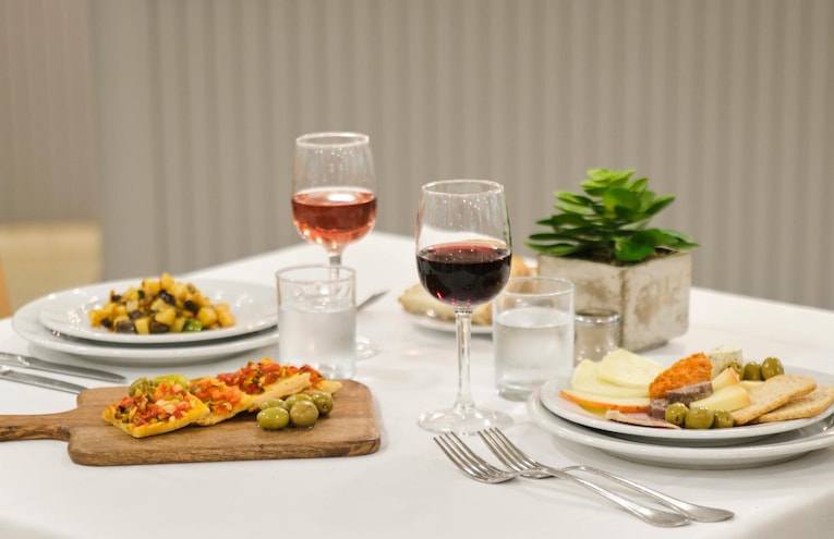 Restaurants - 9