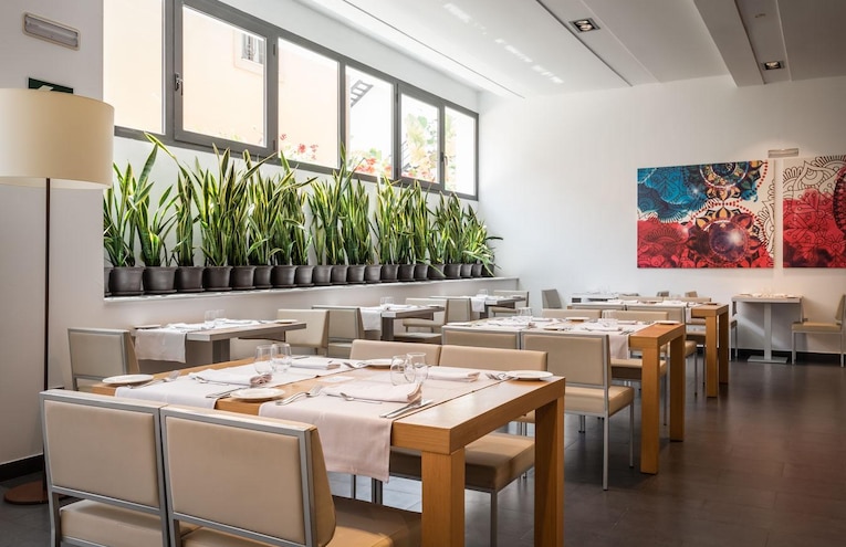 Restaurants - 5