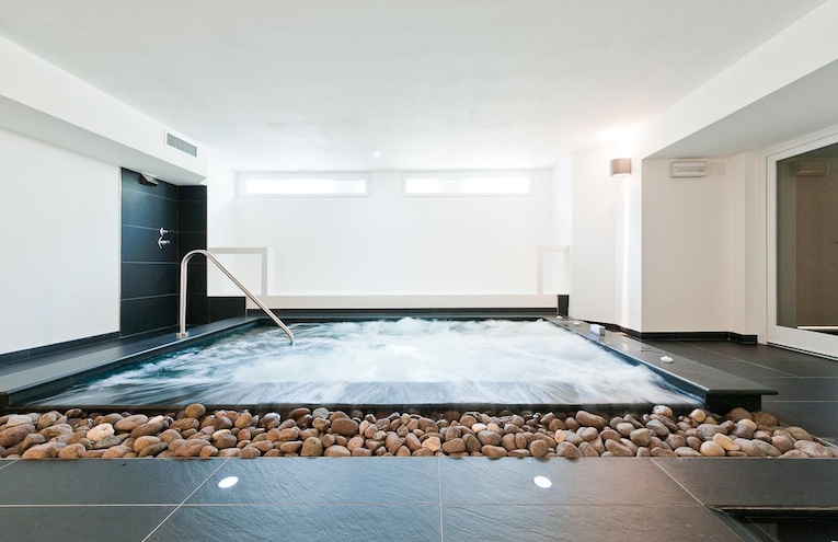 Schwimmbäder - 1