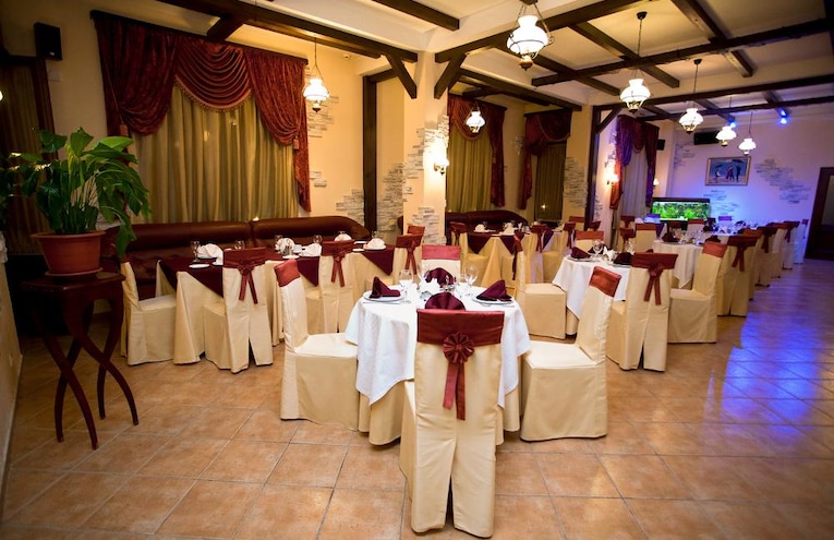 Restaurants - 1