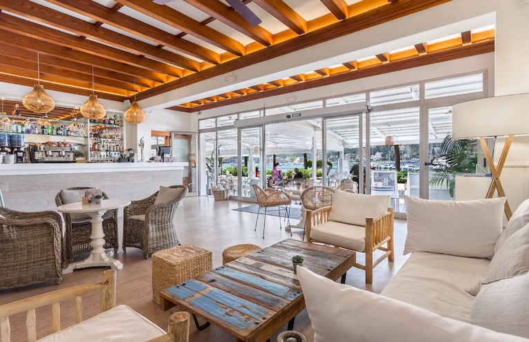 Restaurants - 3