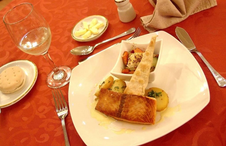 Restaurants - 1