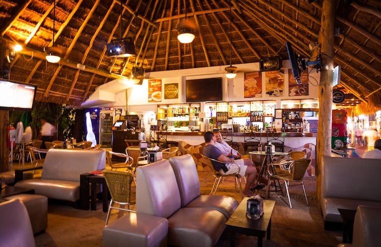 Restaurants - 4