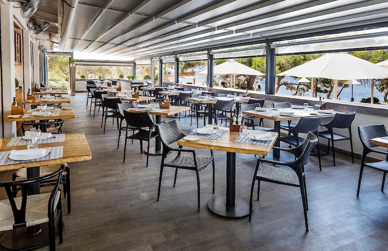 Restaurants - 4