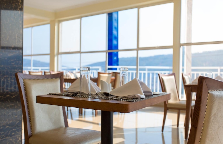 Restaurants - 3