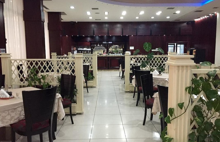 Restaurants - 3