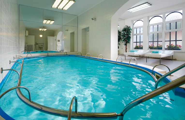 Schwimmbäder - 1