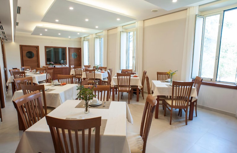 Restaurants - 1