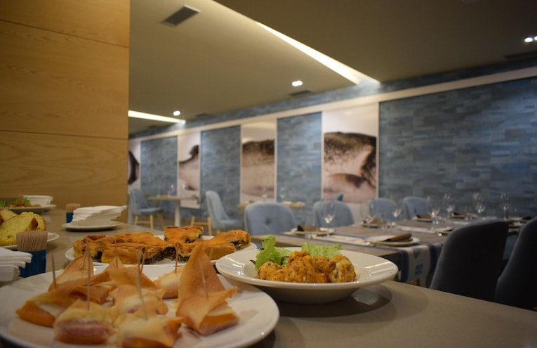 Restaurants - 3