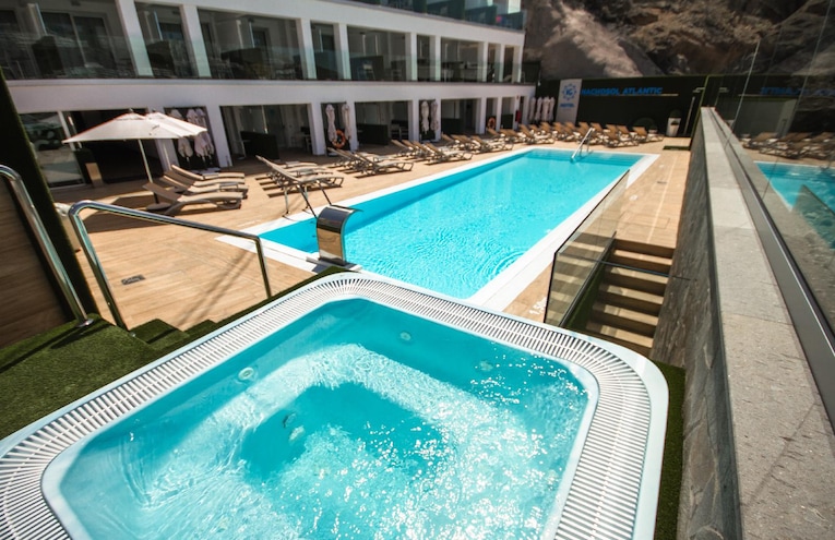 Schwimmbäder - 1