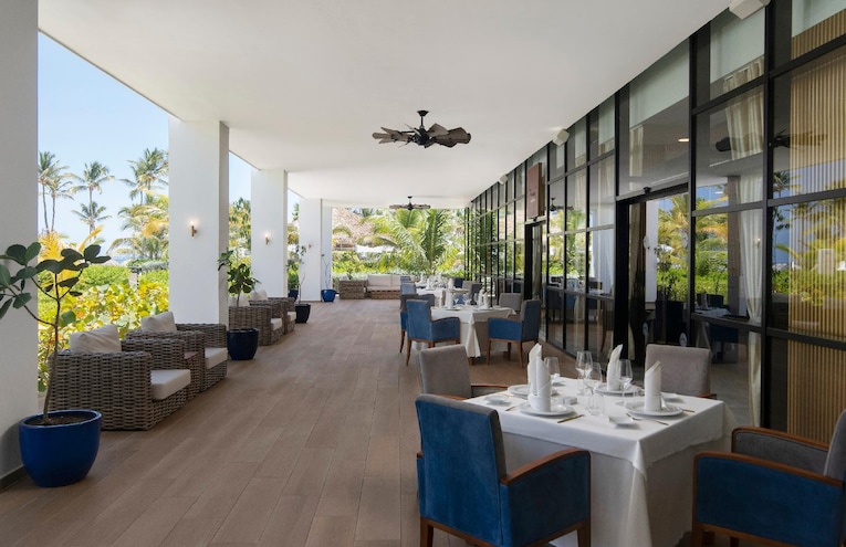 Restaurants - 8