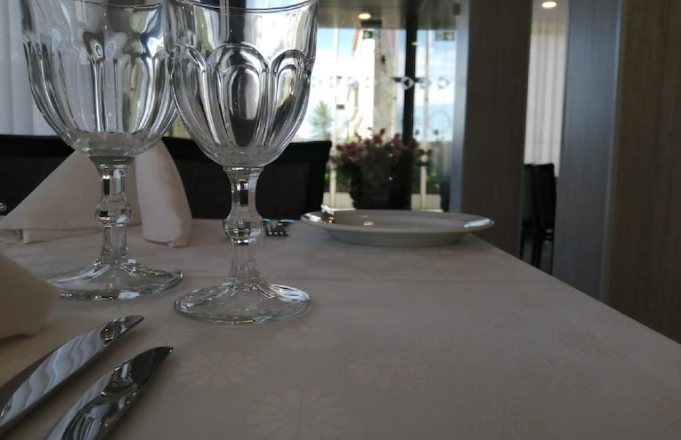 Restaurants - 5