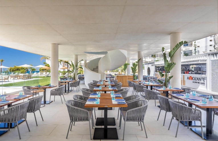 Restaurants - 8