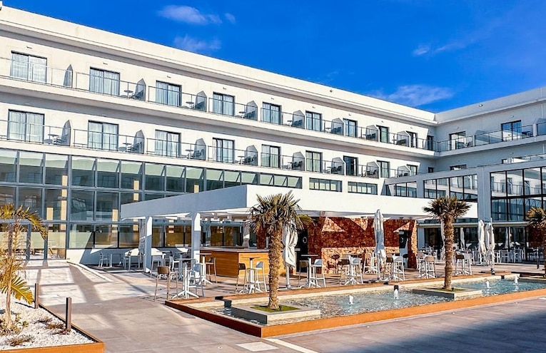 Restaurants - 1