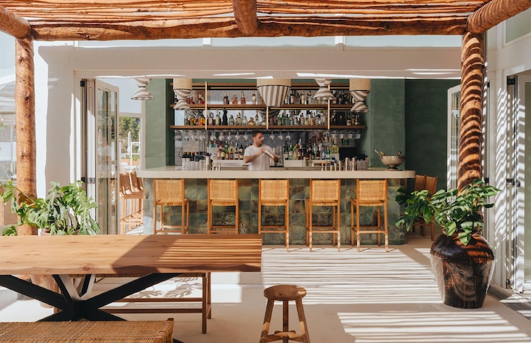 Restaurants - 13