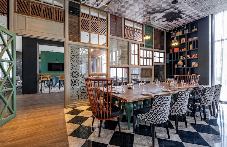 Restaurants - 6
