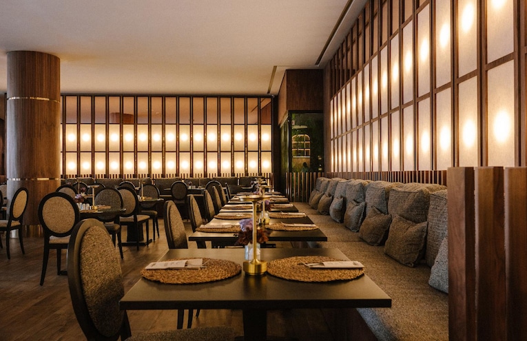 Restaurants - 7